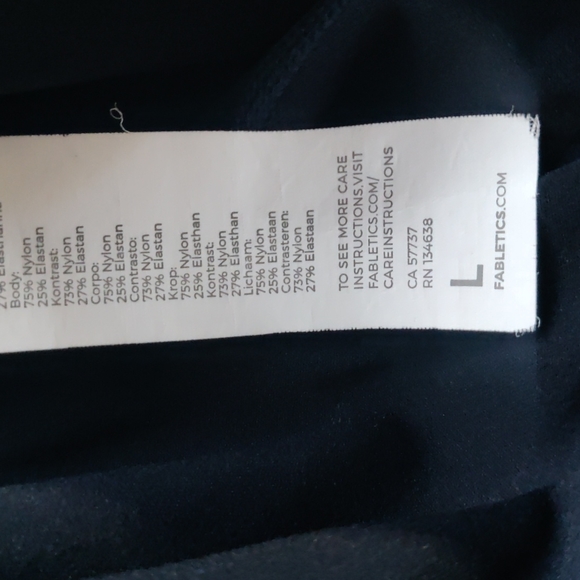 Fabletics motion 365 size large - Picture 10 of 10